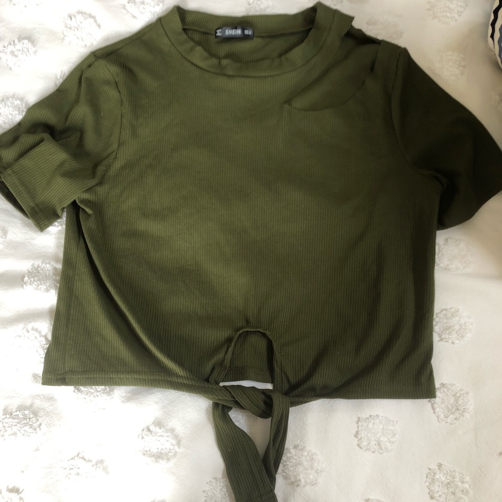 Olive Green Tie Front Top (NWOT)